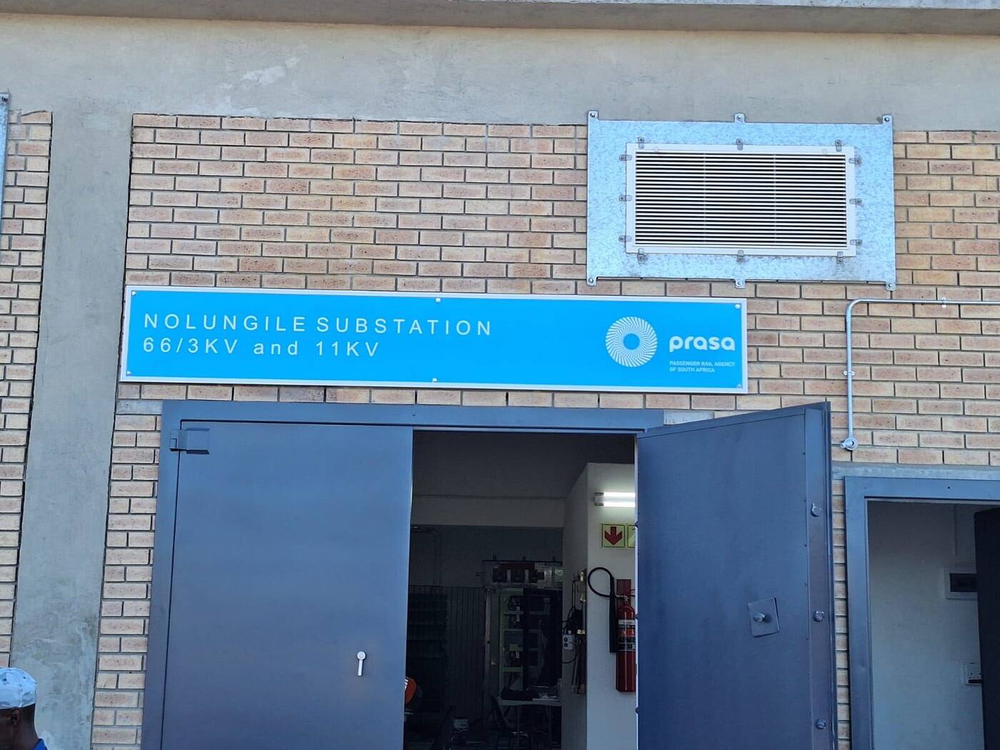 Nolungile Substation 66/3kV and 11kV PRASA signage at building entrance